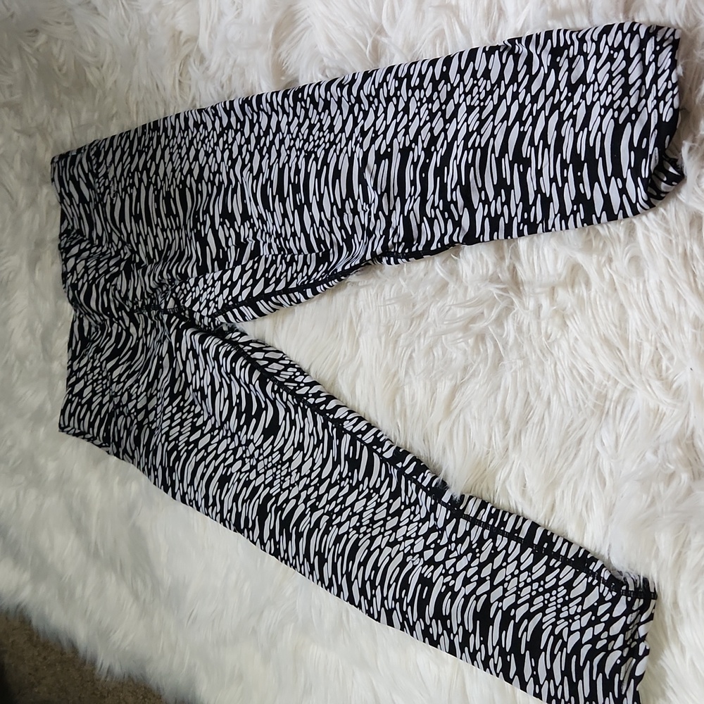 Calvin Klein performance quick dry leggings- Small